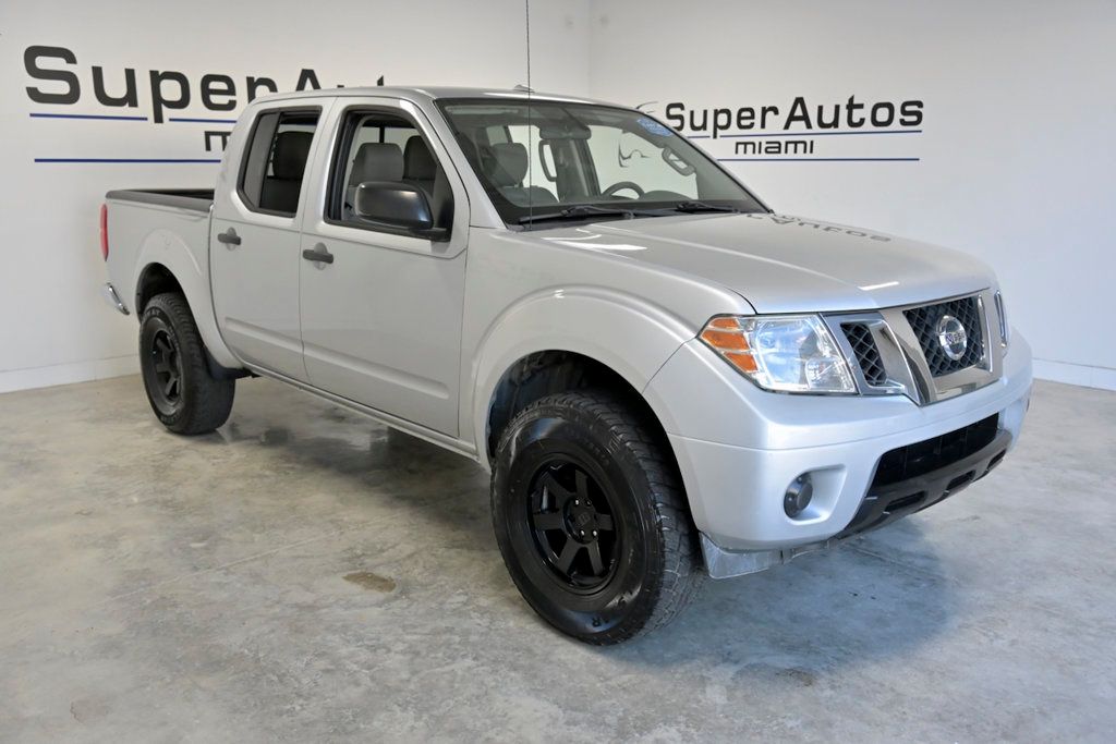 2017 Nissan Frontier Crew Cab 4x2 SV V6 Automatic - 23028797 - 2