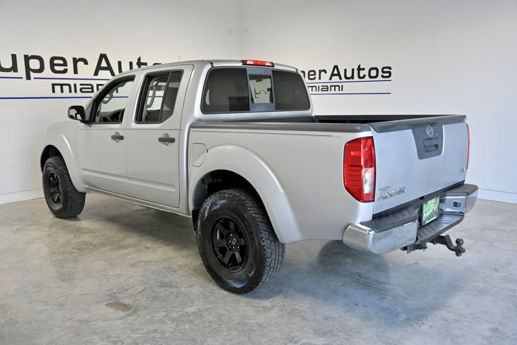 2017 Nissan Frontier Crew Cab 4x2 SV V6 Automatic - 23028797 - 5