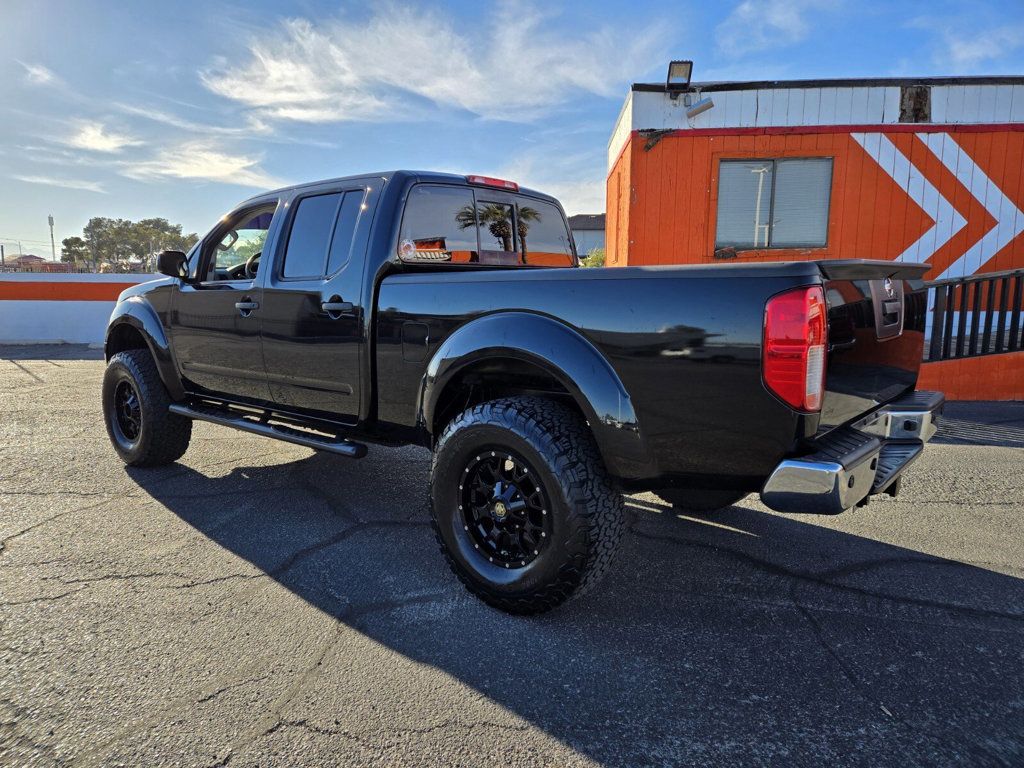 2017 Nissan Frontier Crew Cab 4x2 SV V6 Automatic Long Bed - 22681882 - 2