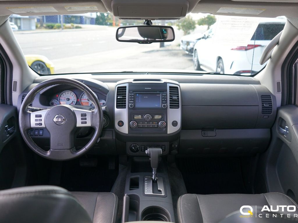 2017 Nissan Frontier Crew Cab 4x4 PRO-4X Automatic - 23094991 - 12