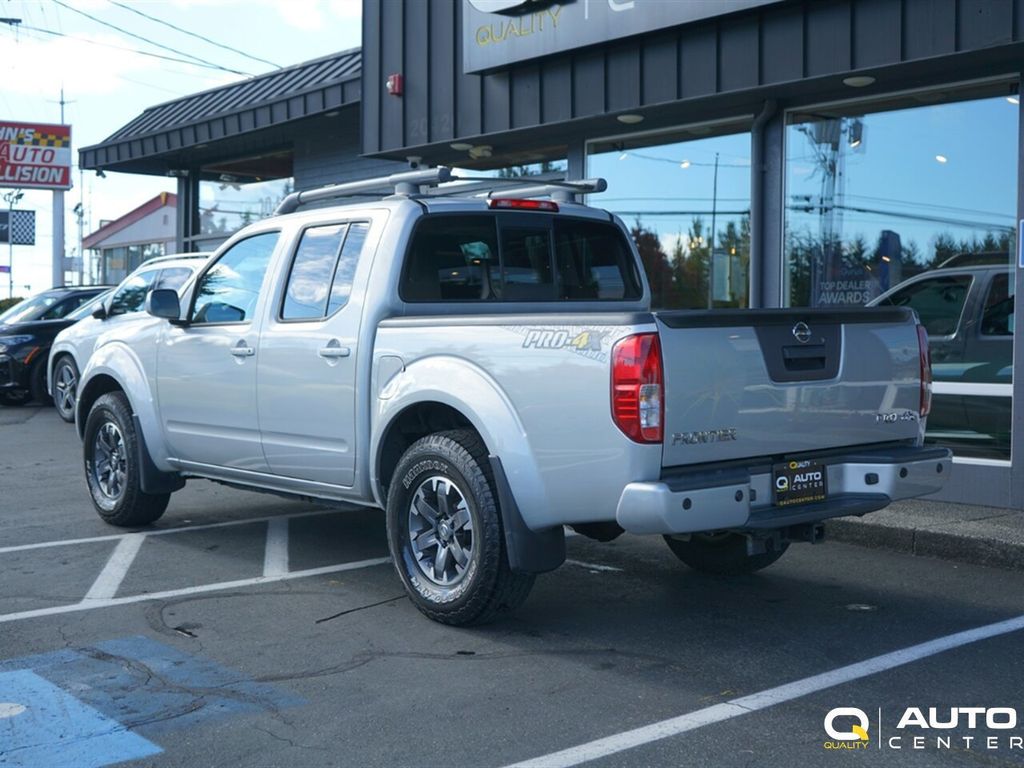 2017 Nissan Frontier Crew Cab 4x4 PRO-4X Automatic - 23094991 - 6
