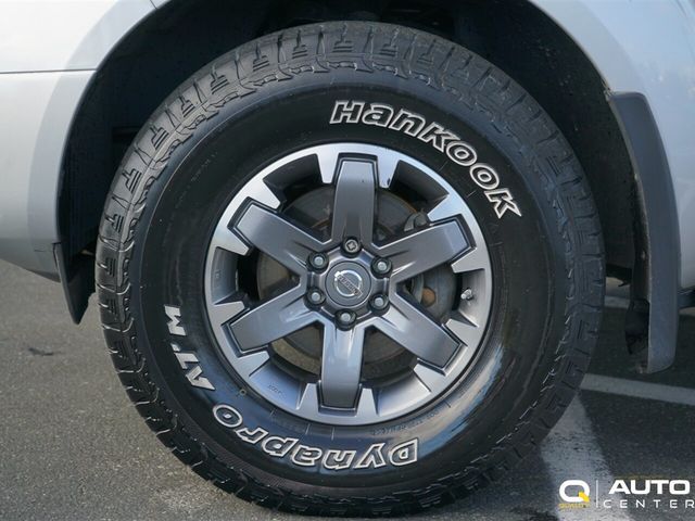 2017 Nissan Frontier Crew Cab 4x4 PRO-4X Automatic - 23094991 - 8