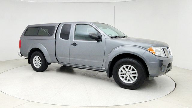 2017 Nissan Frontier King Cab 4x2 SV Automatic with Hardtop Canopy Tonneau Cover - 22941996 - 2