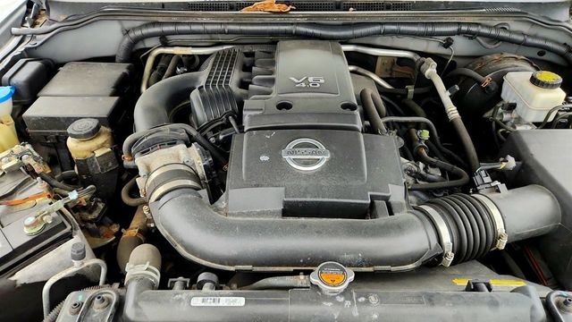 2017 Nissan Frontier King Cab 4x4 SV V6 Automatic *Ltd Avail* w/ Trailer Hitch Pkg - 23048577 - 21