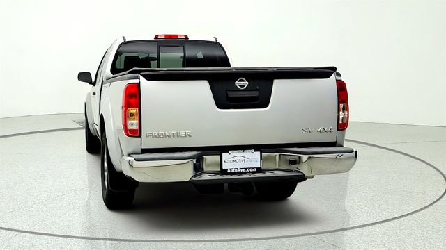 2017 Nissan Frontier King Cab 4x4 SV V6 Automatic *Ltd Avail* w/ Trailer Hitch Pkg - 23048577 - 5