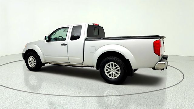 2017 Nissan Frontier King Cab 4x4 SV V6 Automatic *Ltd Avail* w/ Trailer Hitch Pkg - 23048577 - 6