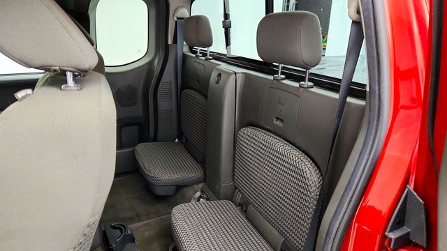 2017 Nissan Frontier King Cab 4x4 SV V6 Automatic *Ltd Avail* w/ Value Truck Package - 22977827 - 19