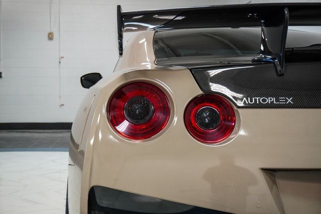 2017 Nissan GT-R Premium AWD - 22978380 - 13