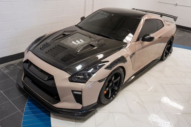 2017 Nissan GT-R Premium AWD - 22978380 - 15