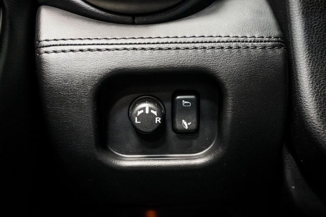 2017 Nissan GT-R Premium AWD - 22978380 - 29