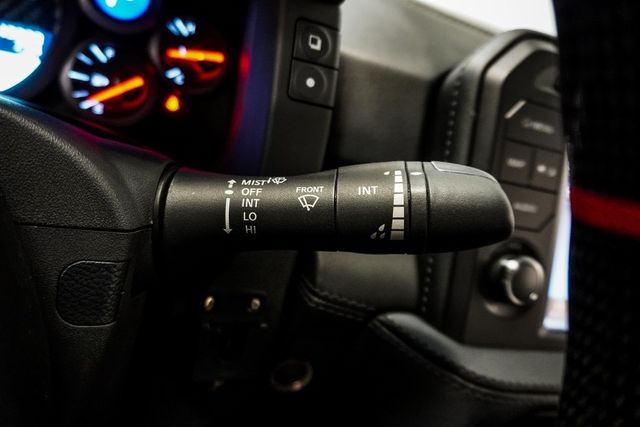 2017 Nissan GT-R Premium AWD - 22978380 - 32