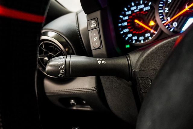 2017 Nissan GT-R Premium AWD - 22978380 - 33