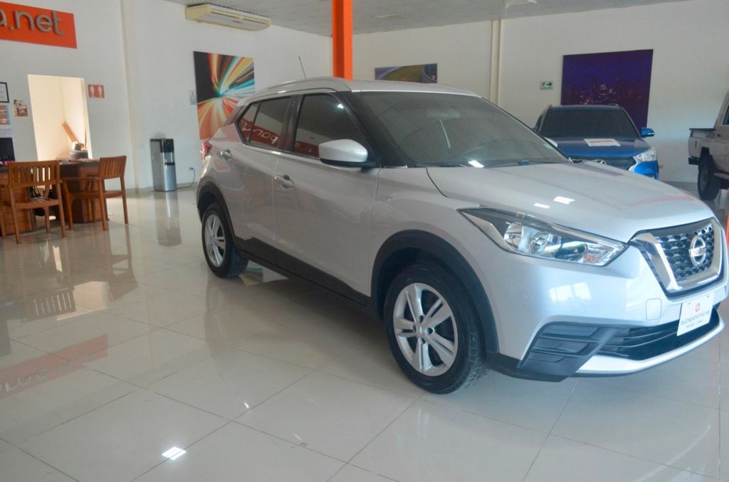 2017 Nissan Kicks Transmision Manual de solo 99,000 kms - 22058786 - 3