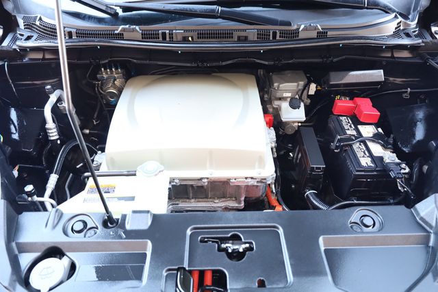 2017 Nissan Leaf  - 22980416 - 10