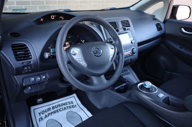 2017 Nissan Leaf  - 22980416 - 12