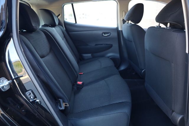 2017 Nissan Leaf  - 22980416 - 21