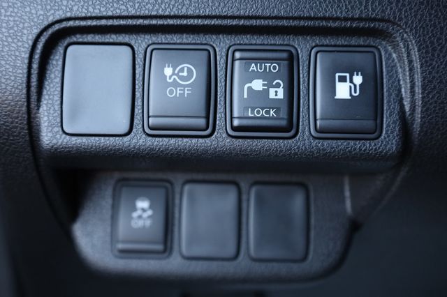 2017 Nissan Leaf  - 22980416 - 31