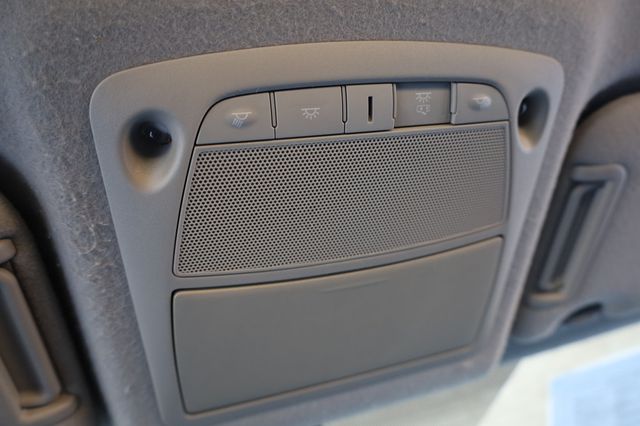 2017 Nissan Leaf S Hatchback - 22980416 - 34