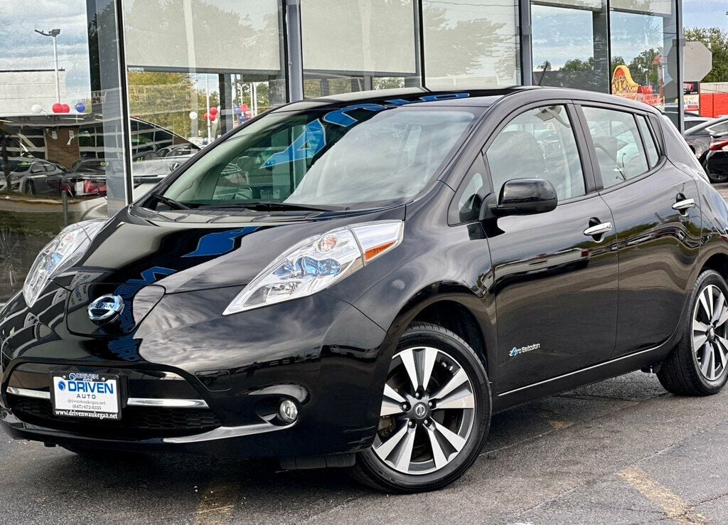 2017 Nissan Leaf SL Hatchback - 22602005 - 42