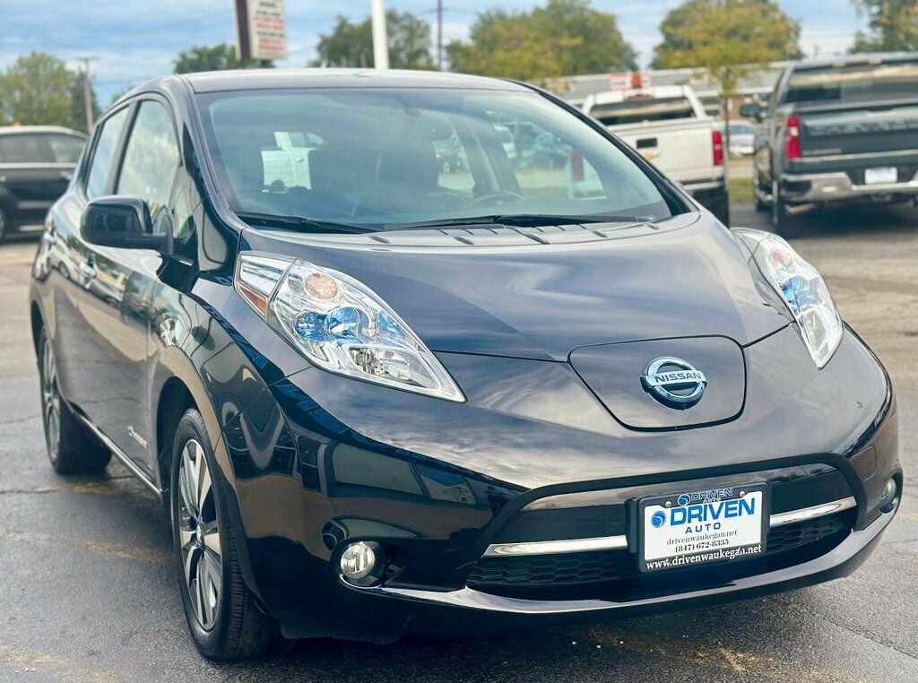 2017 Nissan Leaf SL Hatchback - 22602005 - 5