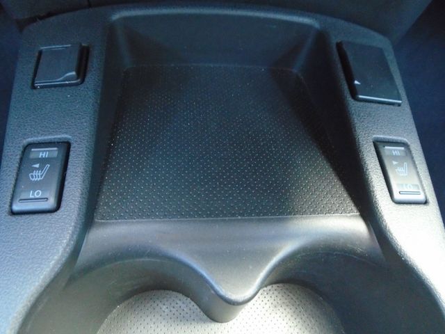 2017 Nissan Leaf SV Hatchback - 22942052 - 24