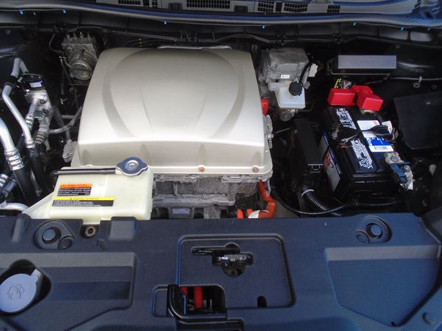 2017 Nissan Leaf SV Hatchback - 22942052 - 36