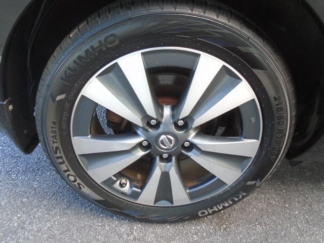 2017 Nissan Leaf SV Hatchback - 22942052 - 41