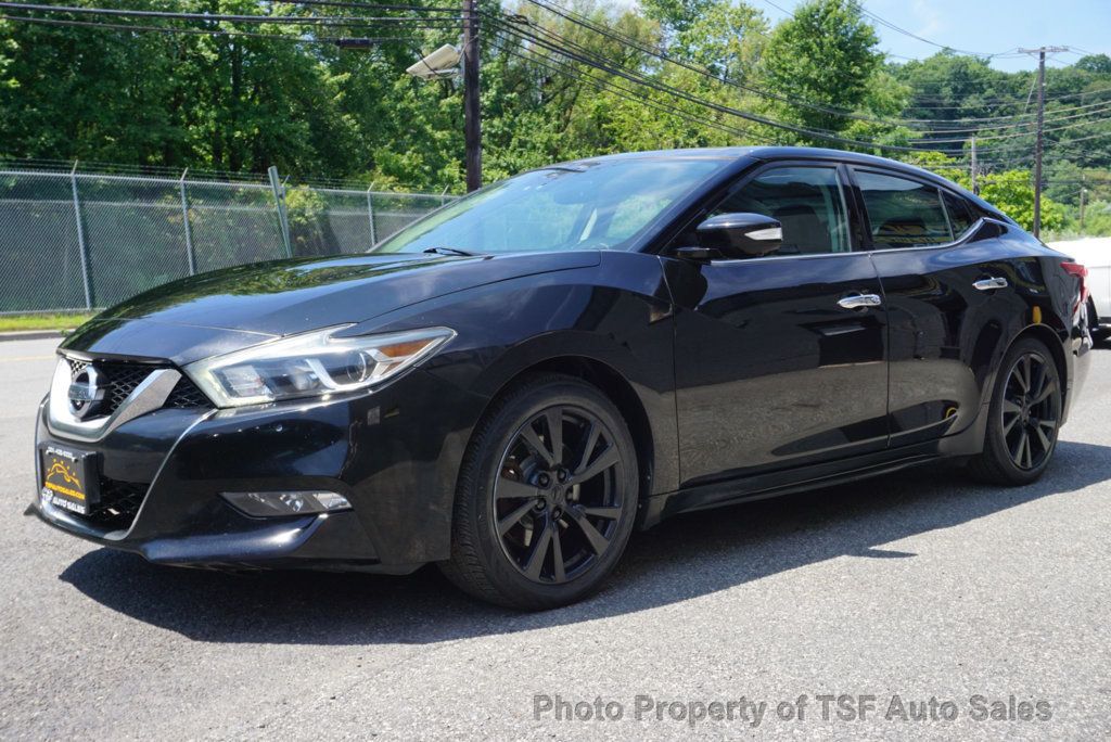 2017 Nissan Maxima Platinum photo 3