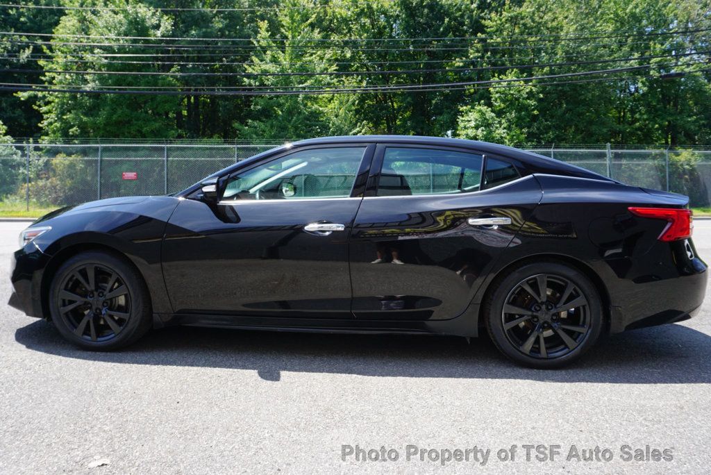 2017 Nissan Maxima Platinum photo 4