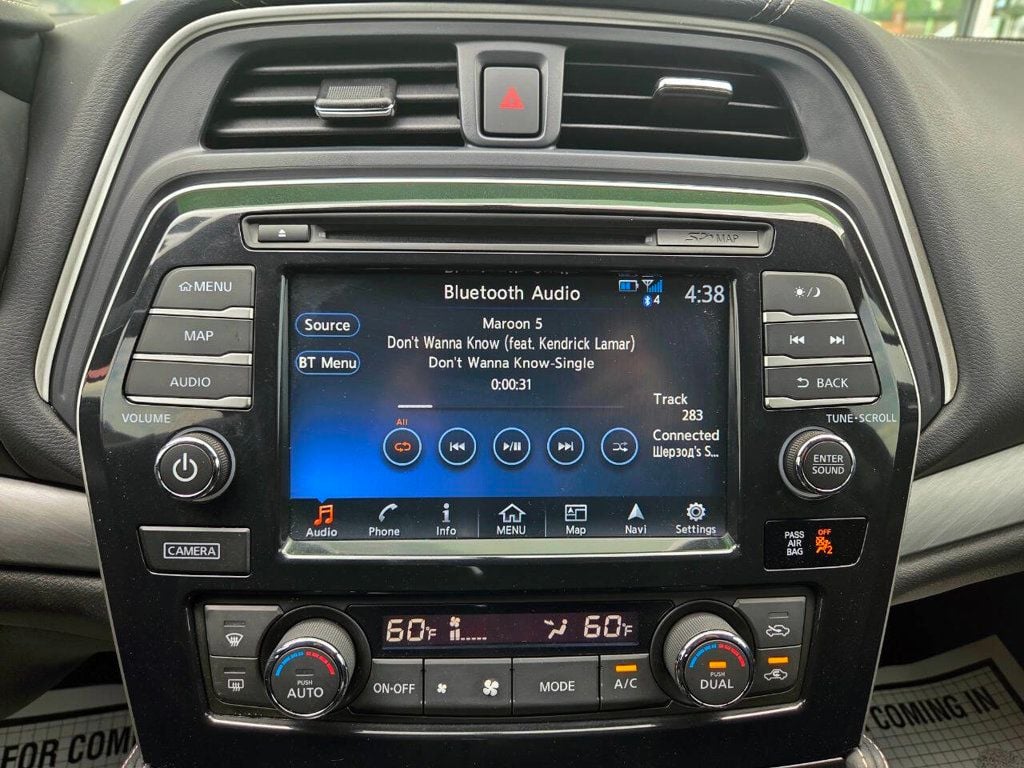2017 Nissan Maxima SL photo 23