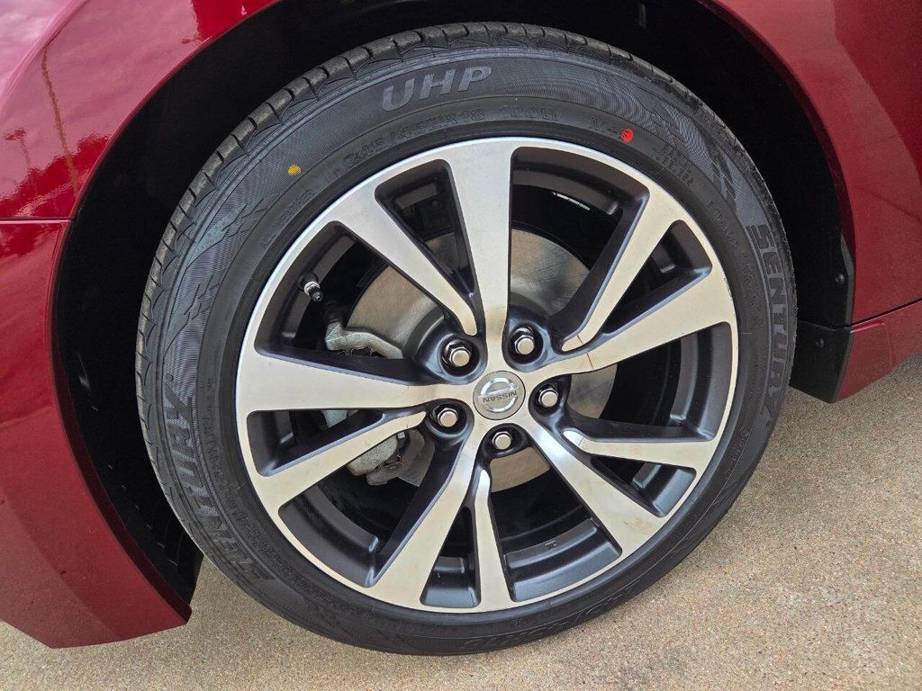 2017 Nissan Maxima SL photo 36