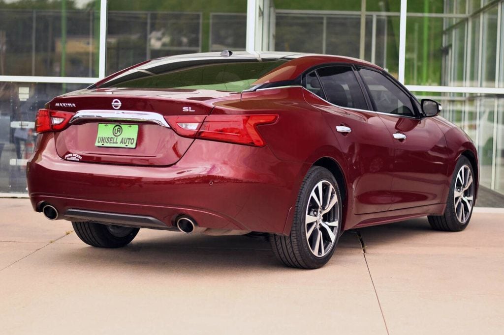 2017 Nissan Maxima SL photo 7
