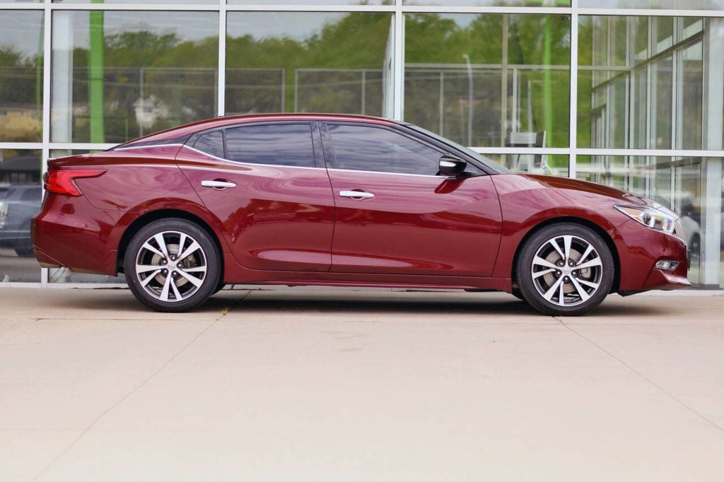 2017 Nissan Maxima SL photo 8
