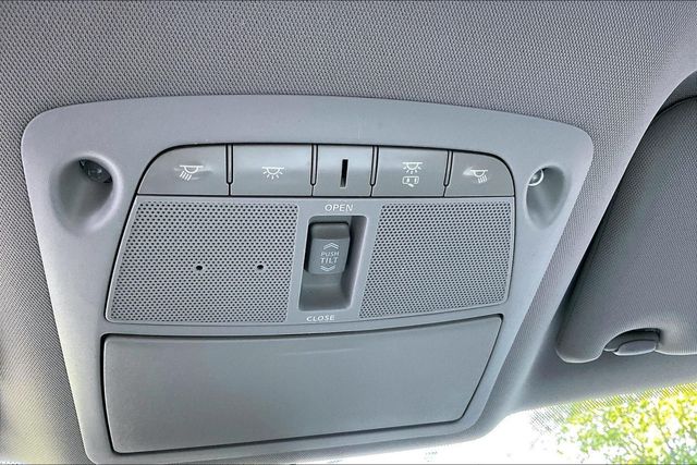 2017 Nissan Maxima SL 3.5L - 23024292 - 30