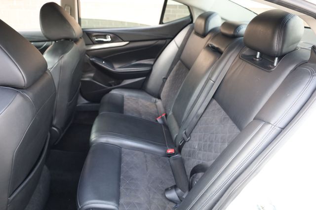 2017 Nissan Maxima SR 3.5L - 22879759 - 17