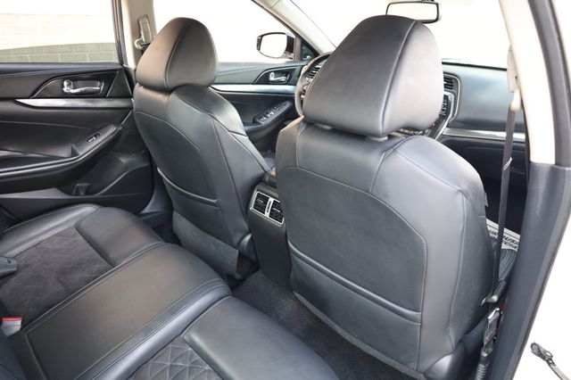 2017 Nissan Maxima SR 3.5L - 22879759 - 21