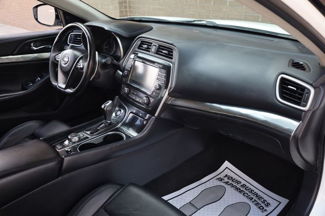 2017 Nissan Maxima SR 3.5L - 22879759 - 24
