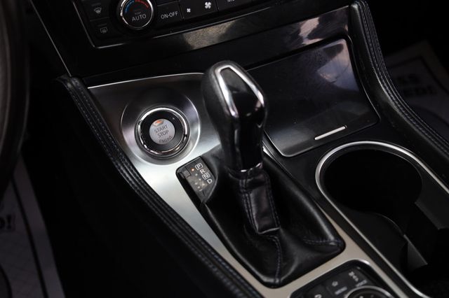 2017 Nissan Maxima SR 3.5L - 22879759 - 36