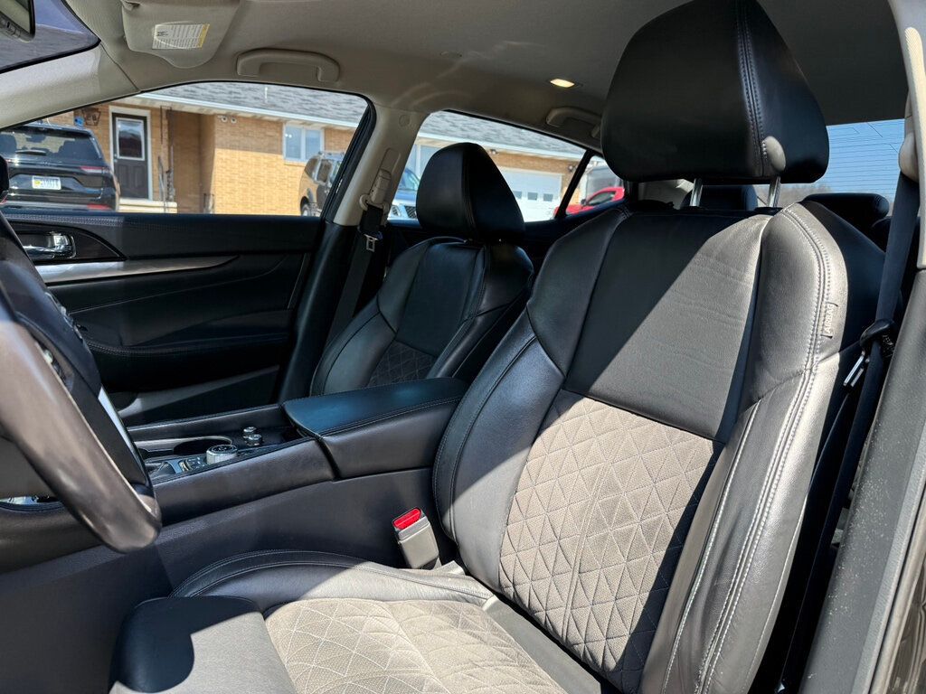 2017 Nissan Maxima SR 3.5L - 22989664 - 19