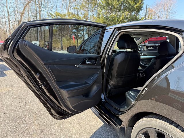 2017 Nissan Maxima SR 3.5L - 22989664 - 28