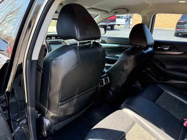 2017 Nissan Maxima SR 3.5L - 22989664 - 33