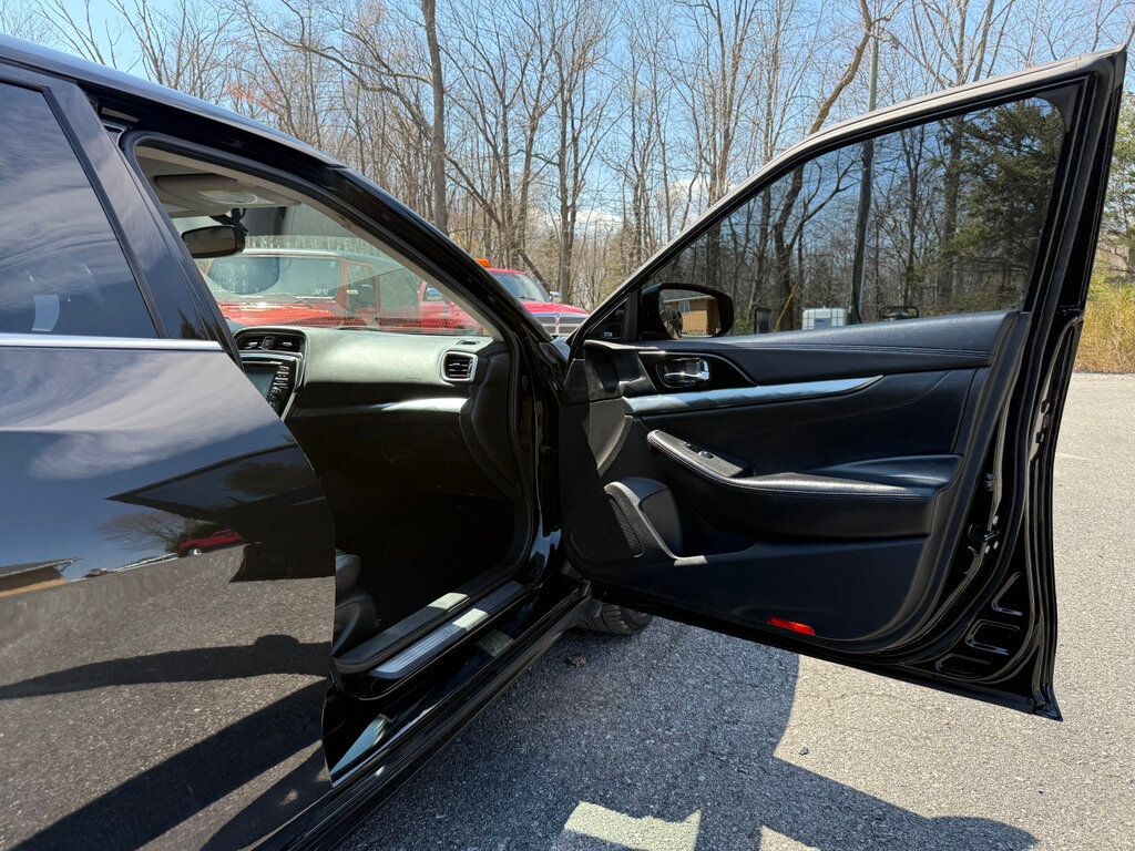 2017 Nissan Maxima SR 3.5L - 22989664 - 40