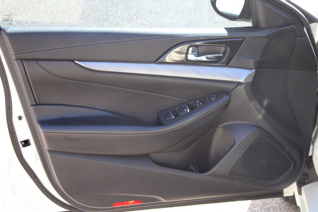 2017 Nissan Maxima SV 3.5L - 22935451 - 15