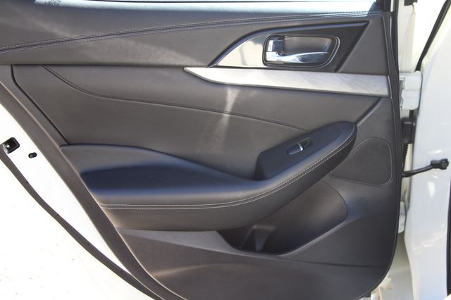 2017 Nissan Maxima SV 3.5L - 22935451 - 16