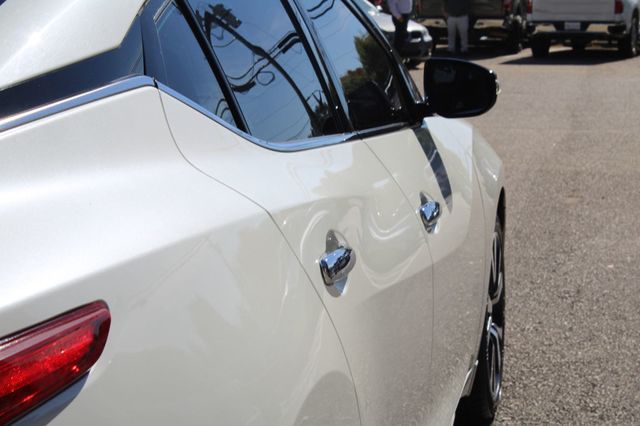 2017 Nissan Maxima SV 3.5L - 22935451 - 28