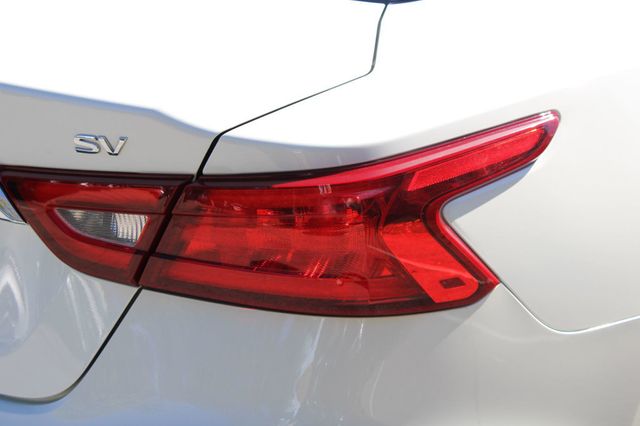 2017 Nissan Maxima SV 3.5L - 22935451 - 29
