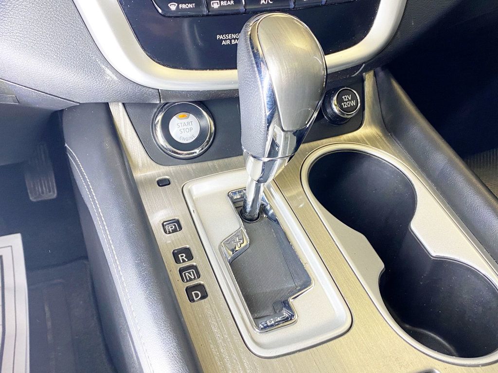 2017 Nissan Murano AWD Platinum - 22980474 - 36