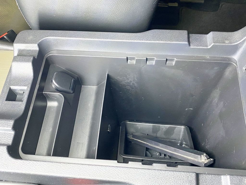 2017 Nissan Murano AWD Platinum - 22980474 - 39