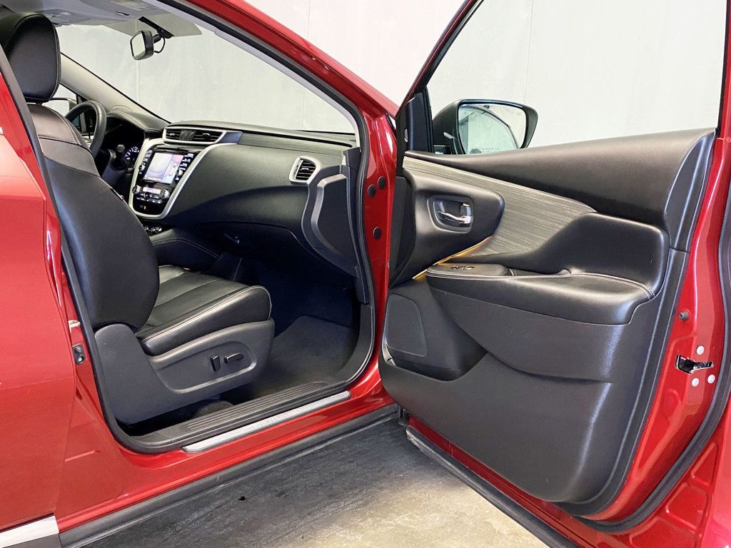 2017 Nissan Murano AWD Platinum - 22980474 - 42