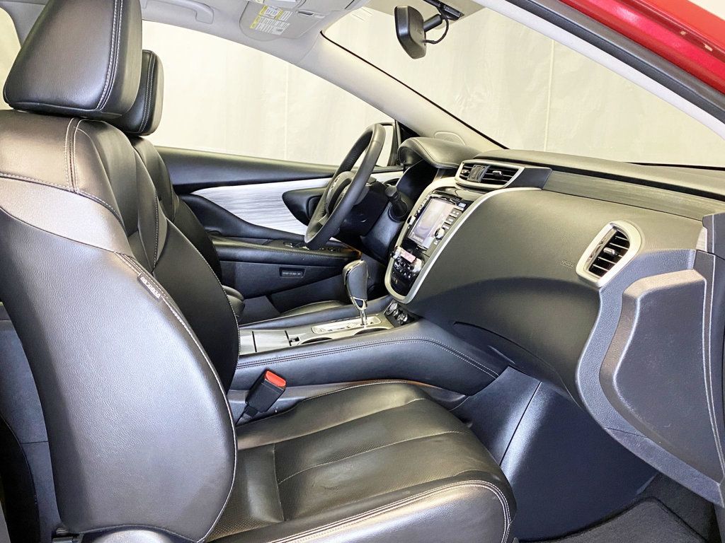 2017 Nissan Murano AWD Platinum - 22980474 - 44